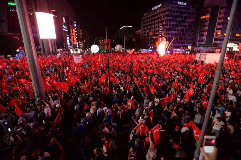 Imagen del fallido golpe de estado en Turquía en 2016. Wikimedia Commons